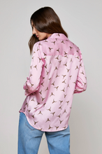 Load image into Gallery viewer, Dani 3/4 Sleeve Silk Blouse Bulls Head