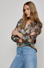 Load image into Gallery viewer, Dani 3/4 Sleeve Blouse Western Belt Print