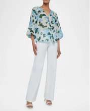 Load image into Gallery viewer, Teagan Dolman Blouse Blue Hydrangea