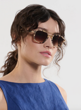 Load image into Gallery viewer, Colton Matte Oyster 18K