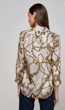 Load image into Gallery viewer, Dani 3/4 Sleeve Blouse Long Horn Chain