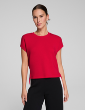 Load image into Gallery viewer, AirEssential Light Tee Spanx Red
