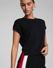 Load image into Gallery viewer, AirEssential Light Tee Very Black