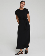 Load image into Gallery viewer, AirEssential Tie-Waist Maxi Dress Very Black