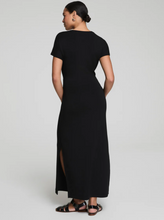 Load image into Gallery viewer, AirEssential Tie-Waist Maxi Dress Very Black