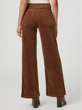 Load image into Gallery viewer, Anessa Cord Utility Pocket Maple