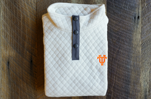 UT Quilted Pullover Cream
