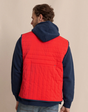 Load image into Gallery viewer, Greenwood Packable Quilted Vest Red
