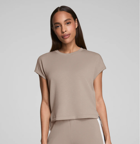 Airessential Light Tee Ashwood