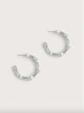 Load image into Gallery viewer, Bamboo Medium Hoop Earring Silver