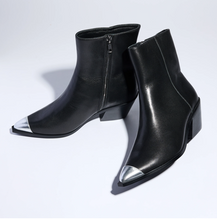 Load image into Gallery viewer, Ashton Ankle Boot Black w Silver Tip