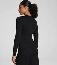 Load image into Gallery viewer, Smooth Jersey LS Top Black