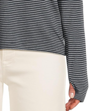 Load image into Gallery viewer, Feather Cloud Turtle Neck Cream Eclipse