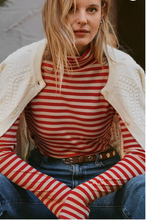 Load image into Gallery viewer, Feather Cloud Turtle Neck Peppermint Sand