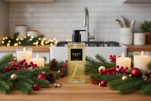Load image into Gallery viewer, Nest Liquid Soap Holiday