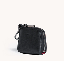 Load image into Gallery viewer, Syd Pouch Black Zip
