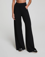 Load image into Gallery viewer, Airessential Wide Leg Track Pant Black