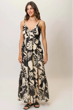 Load image into Gallery viewer, Flores Maxi Dress