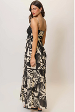 Load image into Gallery viewer, Flores Maxi Dress