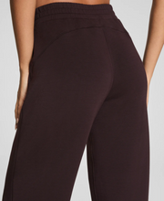 Load image into Gallery viewer, Airessential Slim Straight Pant