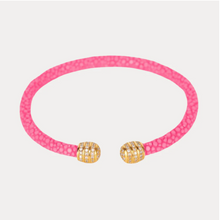 Load image into Gallery viewer, Iman Stingray Cuff Pink