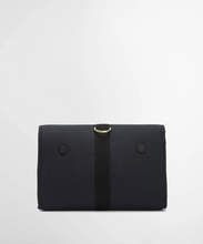 Load image into Gallery viewer, Barbour Transport Hanging Washbag