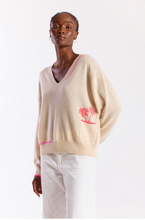 Load image into Gallery viewer, Palm Pocket V Neck Lace