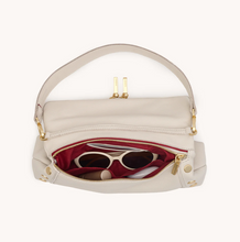 Load image into Gallery viewer, Beverly Med Catamaran Cream