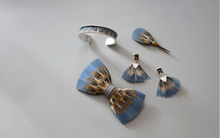 Load image into Gallery viewer, St. Lucia Bow Tie