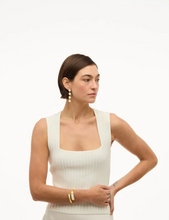 Load image into Gallery viewer, Alexis Bezel Hinge Cuff