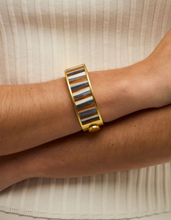 Load image into Gallery viewer, Alyssa Hinge Cuff