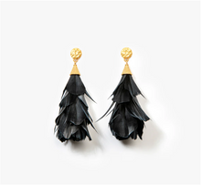 Load image into Gallery viewer, Parades Statement Earring Gold