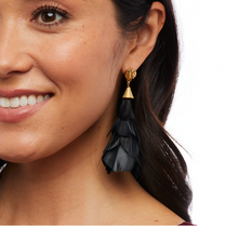 Load image into Gallery viewer, Parades Statement Earring Gold