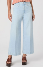 Load image into Gallery viewer, Harper Ankle Jean Fleur de Mer