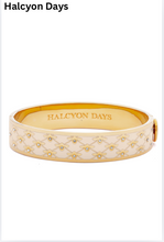 Load image into Gallery viewer, Bee Sparkle Trellis Hinged Bangle