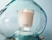 Load image into Gallery viewer, Nest Ocean Mist &amp; Sea Salt Candle