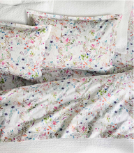 Load image into Gallery viewer, Chloe Floral Percale Sheet Set