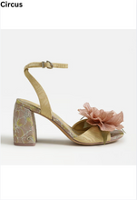 Load image into Gallery viewer, Aria Flower Heel