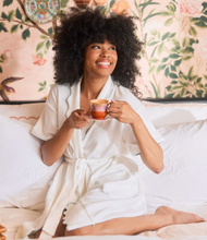 Load image into Gallery viewer, Scalloped Short Sleeve Robe