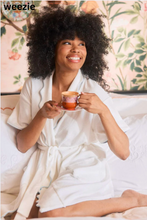 Load image into Gallery viewer, Scalloped Short Sleeve Robe