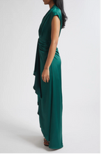 Load image into Gallery viewer, Catrin Gown
