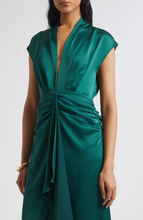 Load image into Gallery viewer, Catrin Gown