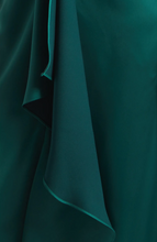 Load image into Gallery viewer, Catrin Gown