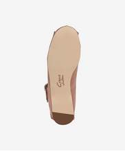 Load image into Gallery viewer, Zuri Satin Flat