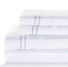 Load image into Gallery viewer, Sateen Sheet Set King White