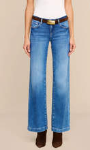 Load image into Gallery viewer, Joanne Low Rise Wide Leg Jean Salinas