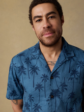 Load image into Gallery viewer, Breeze Camp Shirt