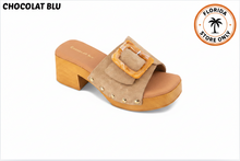 Load image into Gallery viewer, Lio Suede Platform Slide