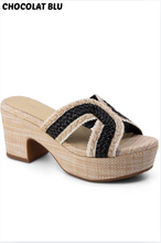 Load image into Gallery viewer, Gen Raffia Wedge Sandal