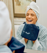 Load image into Gallery viewer, Make-up Towel Set